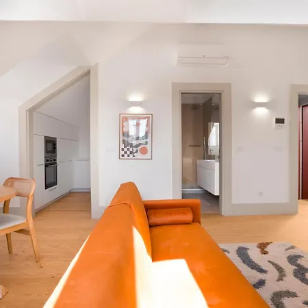 Avenida Boutique Apartments-3